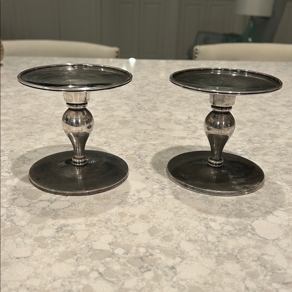 POTTERY BARN ‘Daria’ Silver Pillar Candle Holder Set - Picture 1 of 7